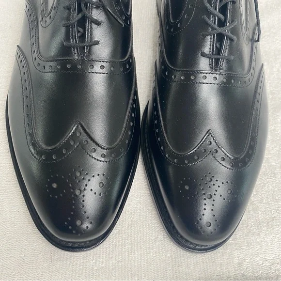 NEW Allen Edmonds Men's McClain Black Leather Wingtip Oxford Size 10.5E Made USA